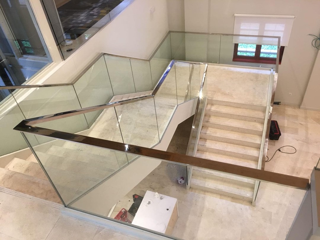 Pasamanos y barandillas